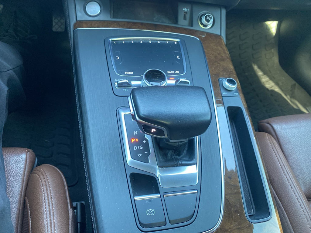 Thumbnail: 2019 Audi Q5 - 11
