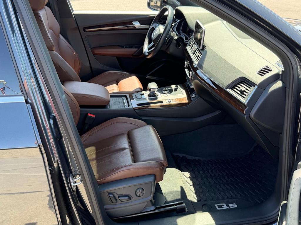 Thumbnail: 2019 Audi Q5 - 35