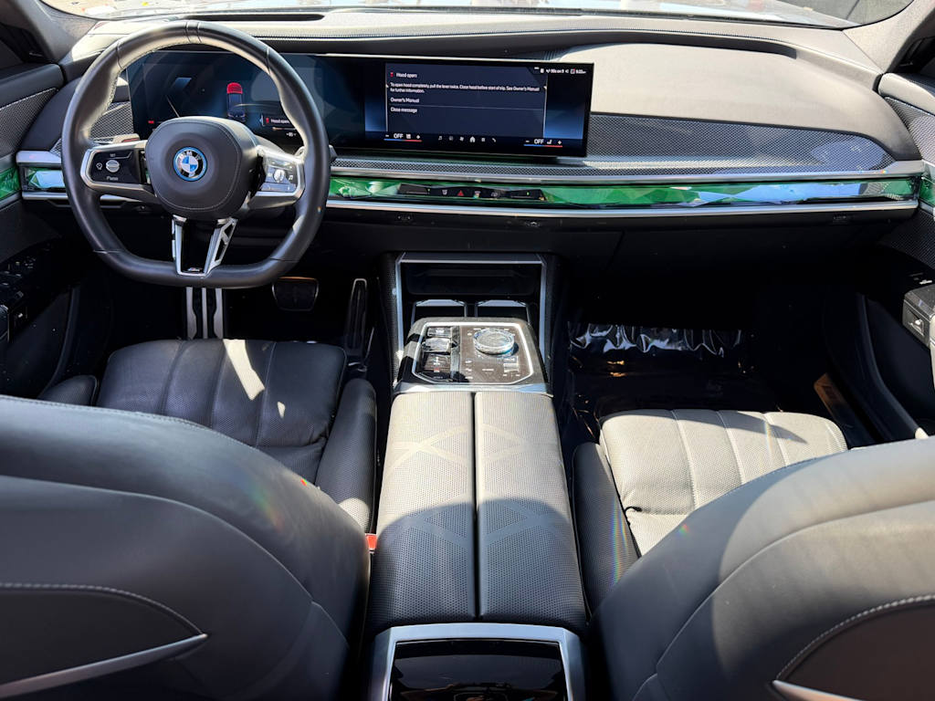 Thumbnail: 2023 BMW i7 - 2