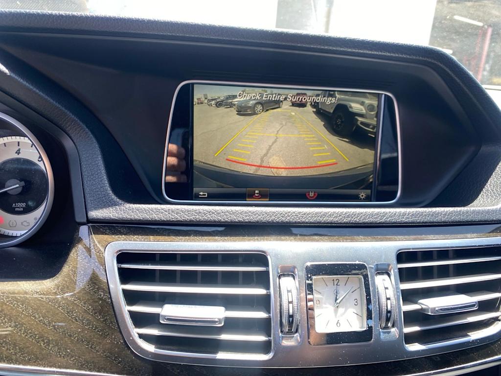 Thumbnail: 2016 Mercedes-Benz E-Class - 14