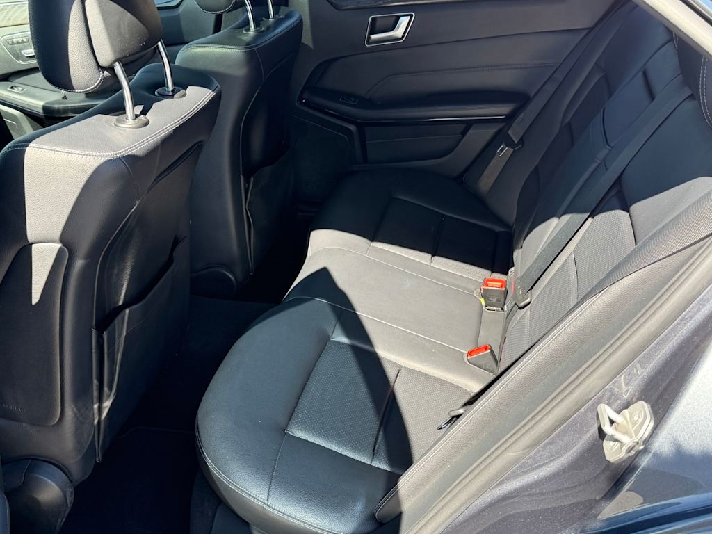 Thumbnail: 2016 Mercedes-Benz E-Class - 12