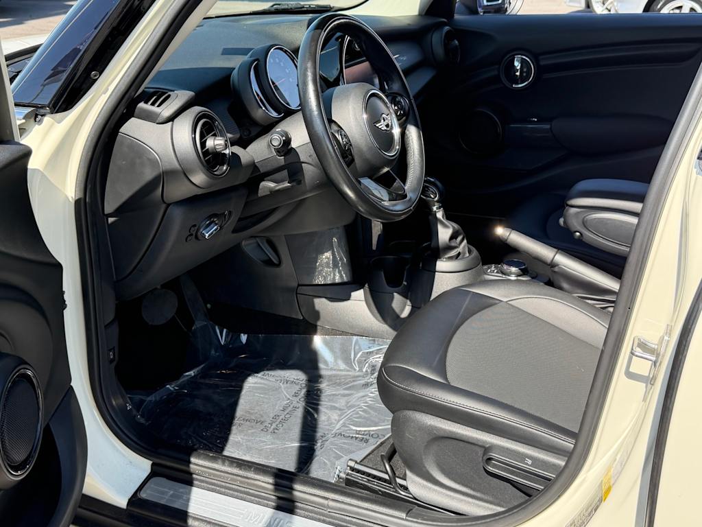 Thumbnail: 2018 MINI Cooper - 9