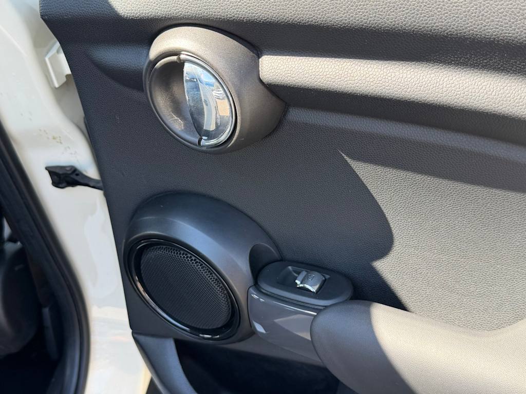Thumbnail: 2018 MINI Cooper - 29