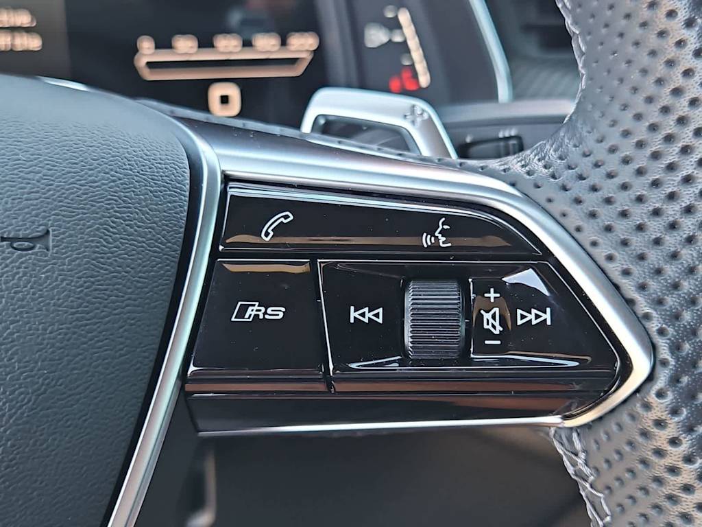 Thumbnail: 2024 Audi RS 7 - 29
