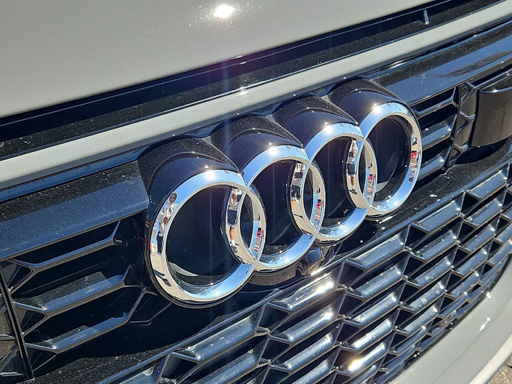 Thumbnail: 2024 Audi RS 7 - 7