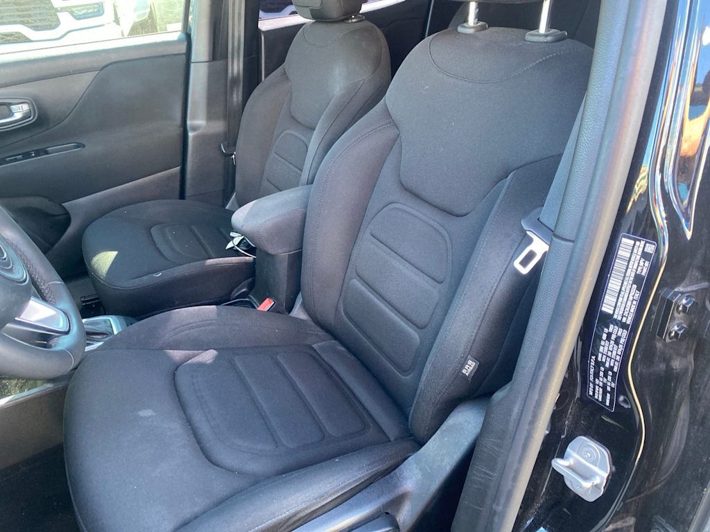 Thumbnail: 2021 Jeep Renegade - 8