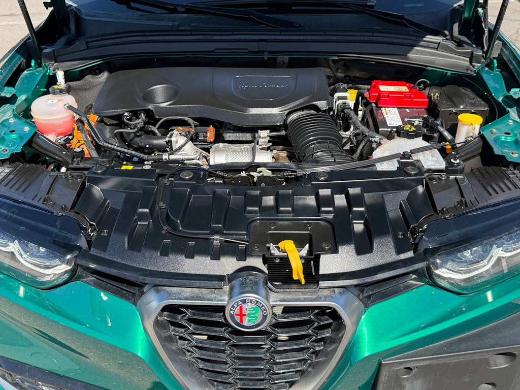 Thumbnail: 2024 Alfa Romeo Tonale - 9