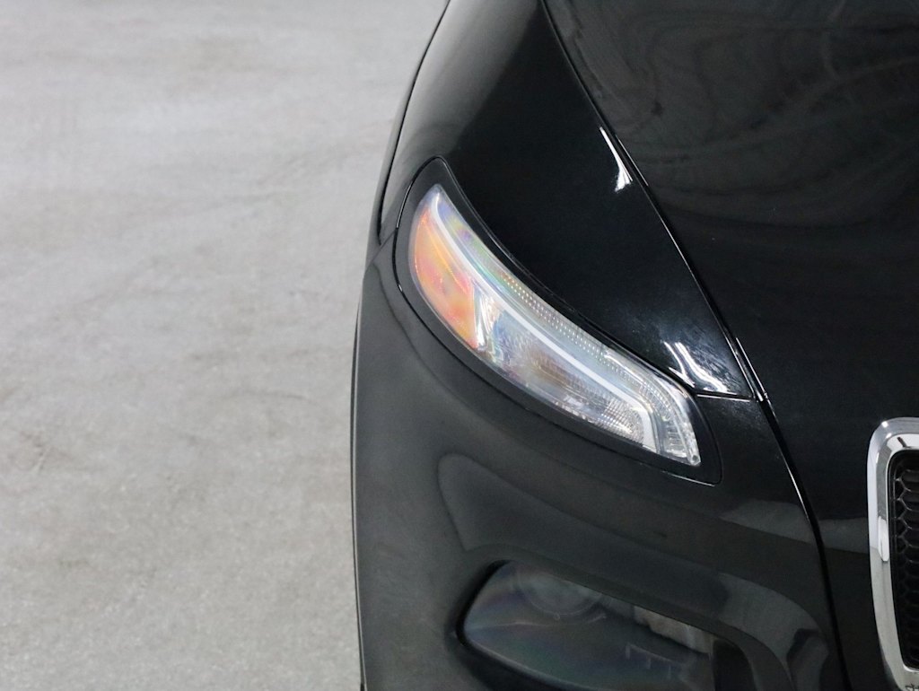 Thumbnail: 2014 Jeep Cherokee - 7