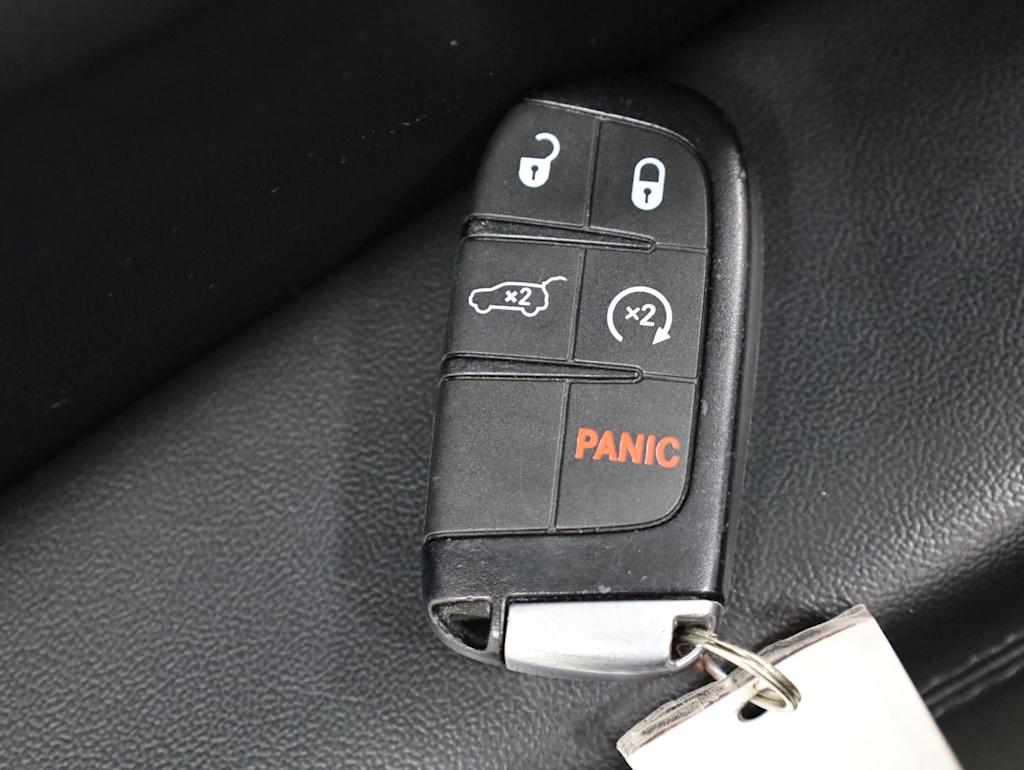 Thumbnail: 2019 Jeep Grand Cherokee - 20