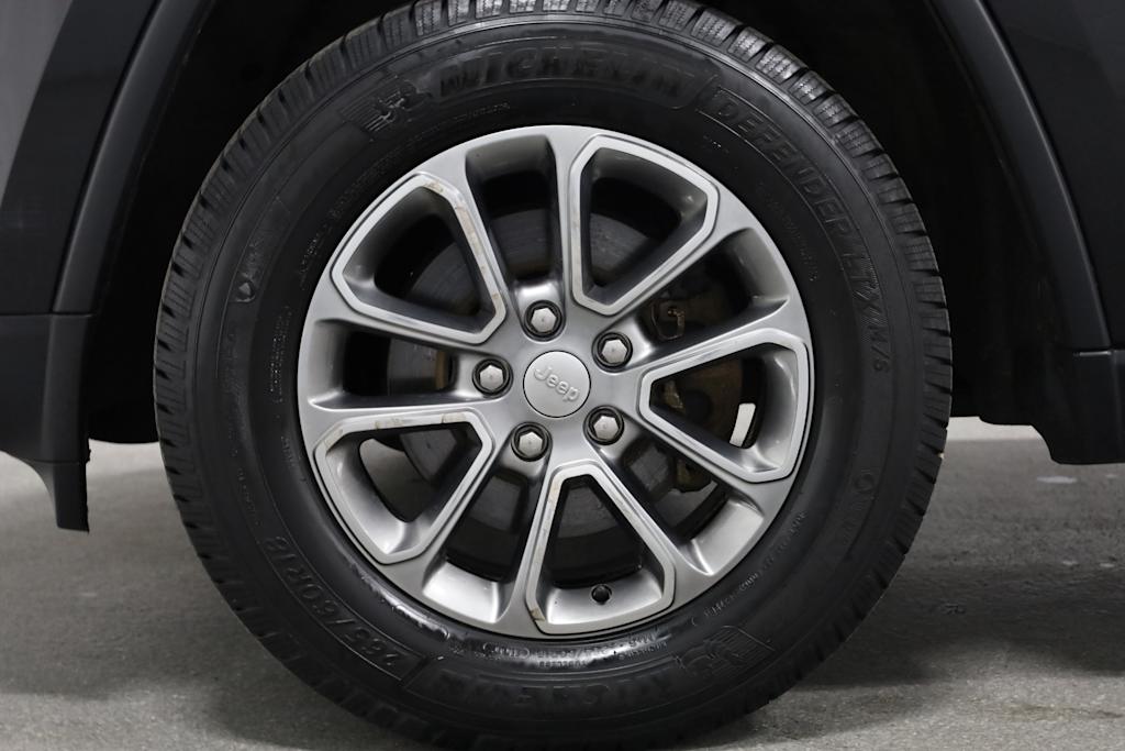 2014 Jeep Grand Cherokee Limited Edition 42