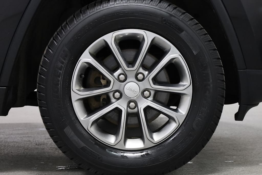 2014 Jeep Grand Cherokee Limited Edition 24