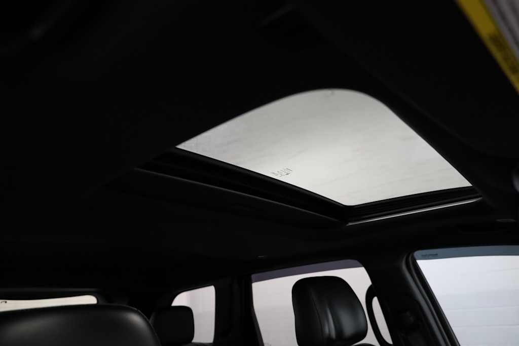 Thumbnail: 2021 Jeep Grand Cherokee - 27