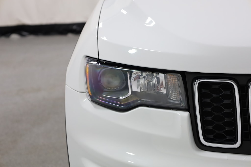 Thumbnail: 2021 Jeep Grand Cherokee - 25