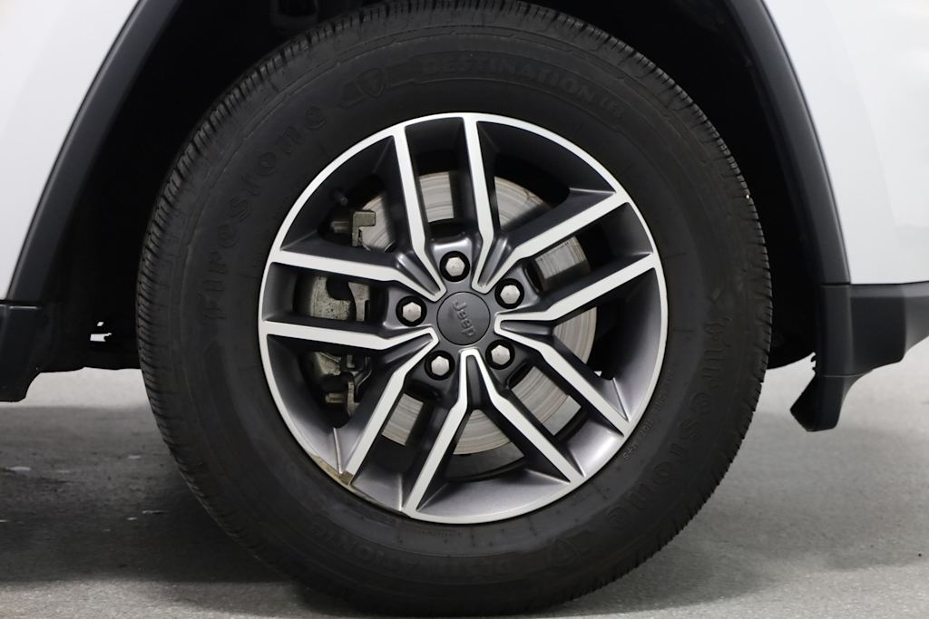 Thumbnail: 2021 Jeep Grand Cherokee - 23