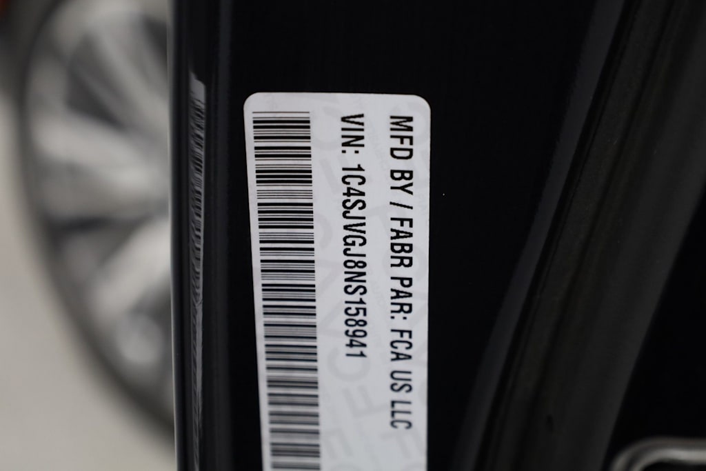 Thumbnail: 2022 Jeep Grand Wagoneer - 21