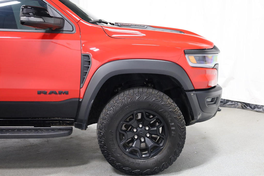 Thumbnail: 2025 RAM 1500 - 8