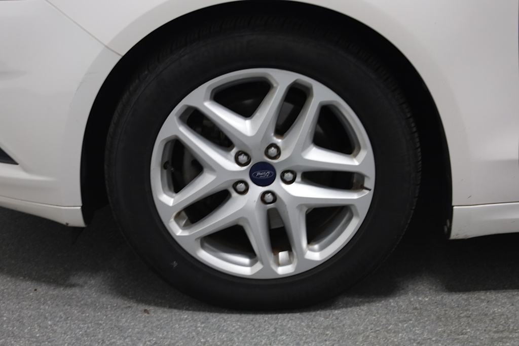 Thumbnail: 2014 Ford Fusion - 38