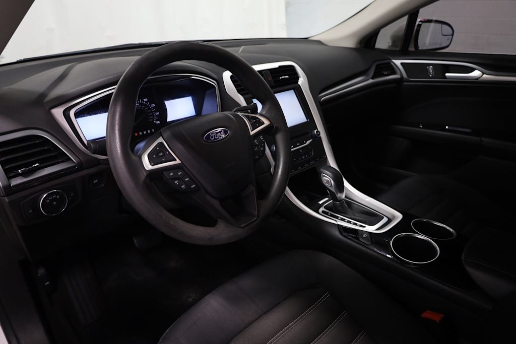 Thumbnail: 2014 Ford Fusion - 2