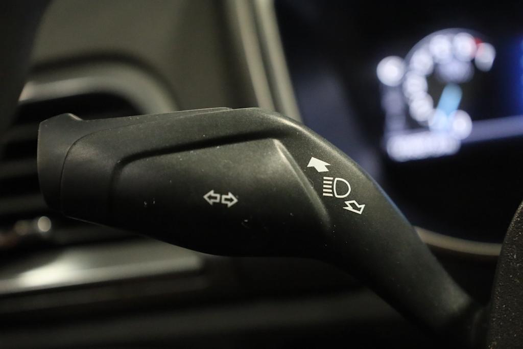 Thumbnail: 2014 Ford Fusion - 33
