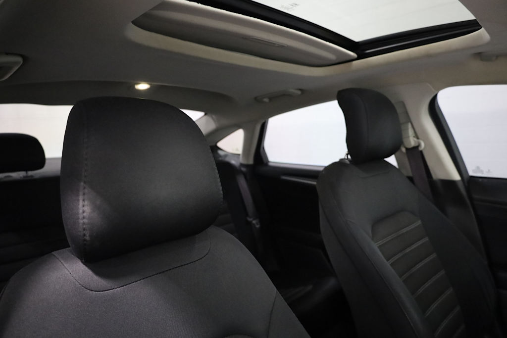 Thumbnail: 2014 Ford Fusion - 28