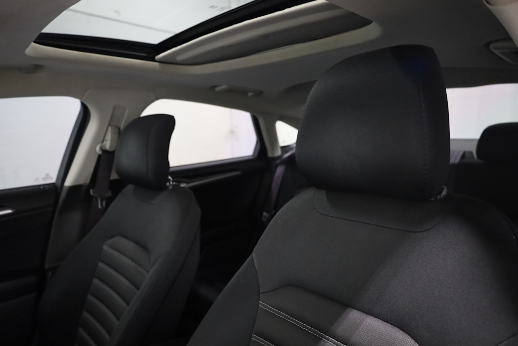 Thumbnail: 2014 Ford Fusion - 12