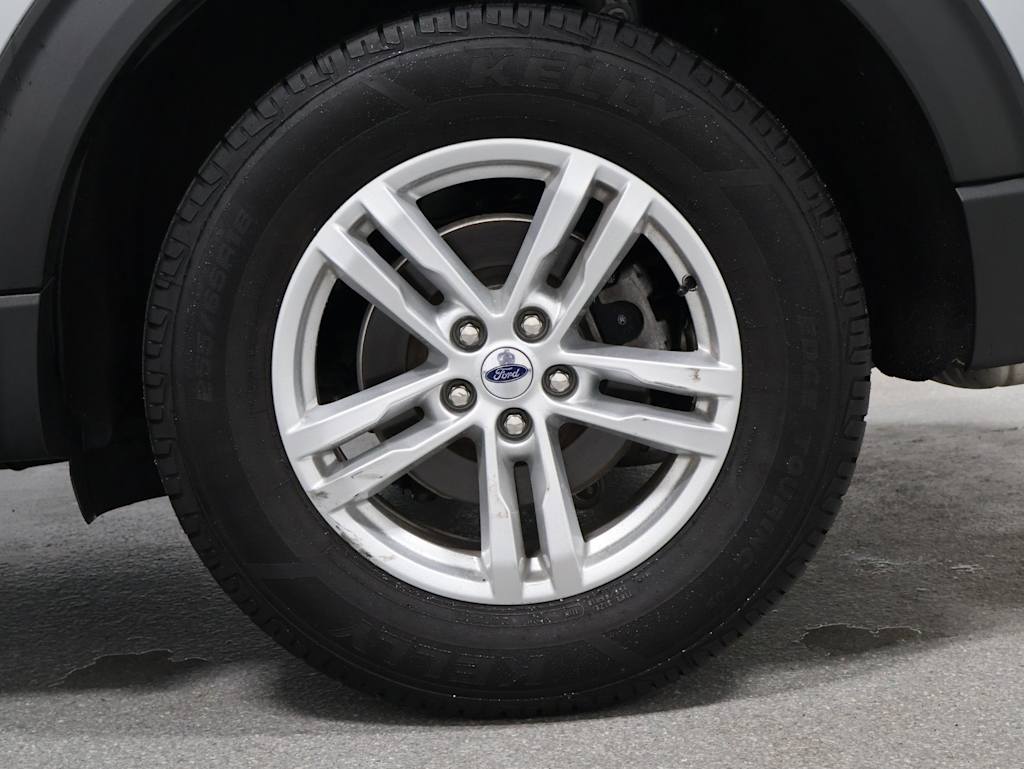 Thumbnail: 2021 Ford Explorer - 37