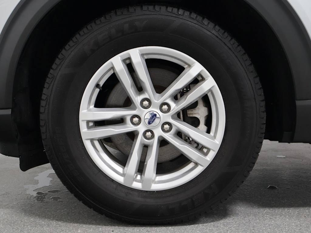 Thumbnail: 2021 Ford Explorer - 36
