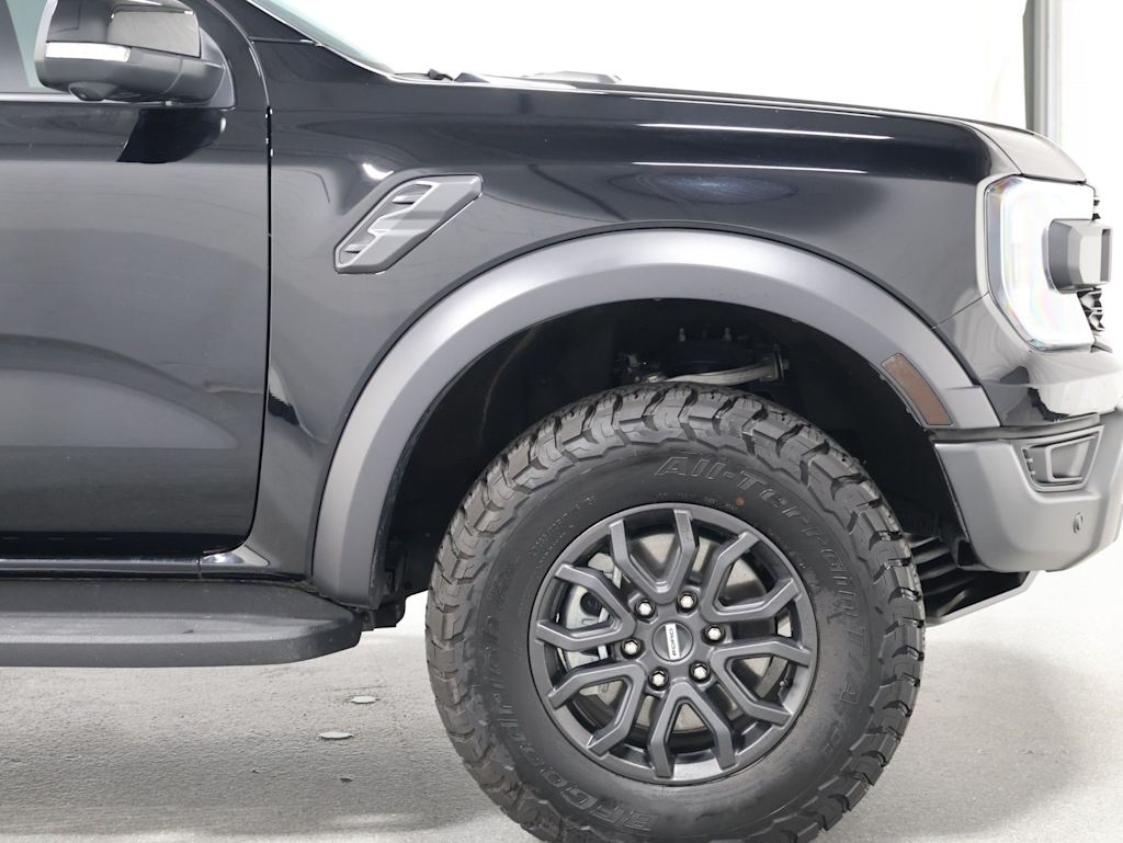 Thumbnail: 2025 Ford Ranger - 8