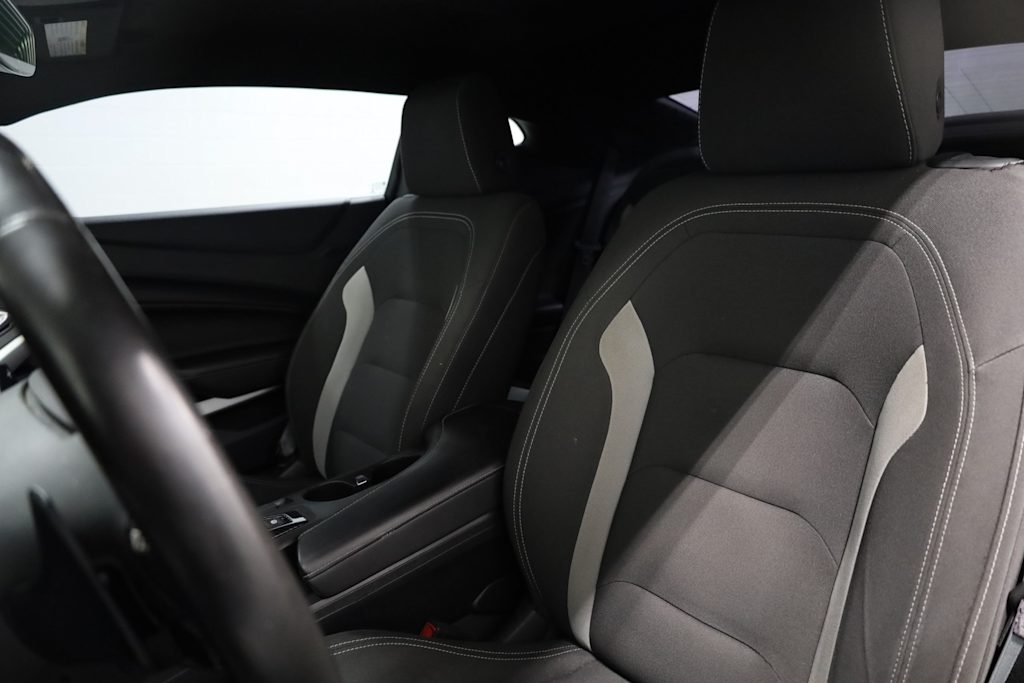 Thumbnail: 2016 Chevrolet Camaro - 11