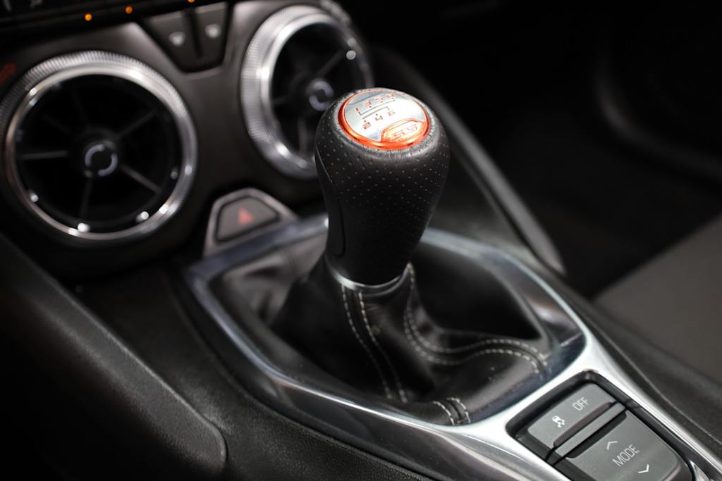 Thumbnail: 2016 Chevrolet Camaro - 16
