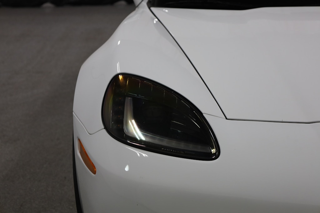 Thumbnail: 2013 Chevrolet Corvette - 15
