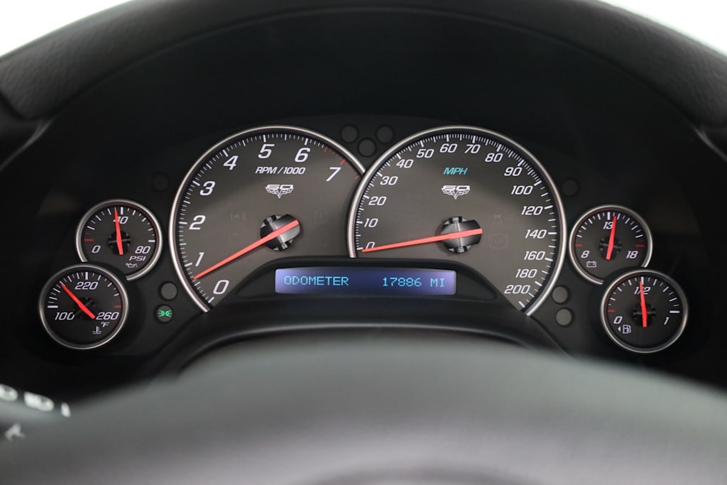 Thumbnail: 2013 Chevrolet Corvette - 16