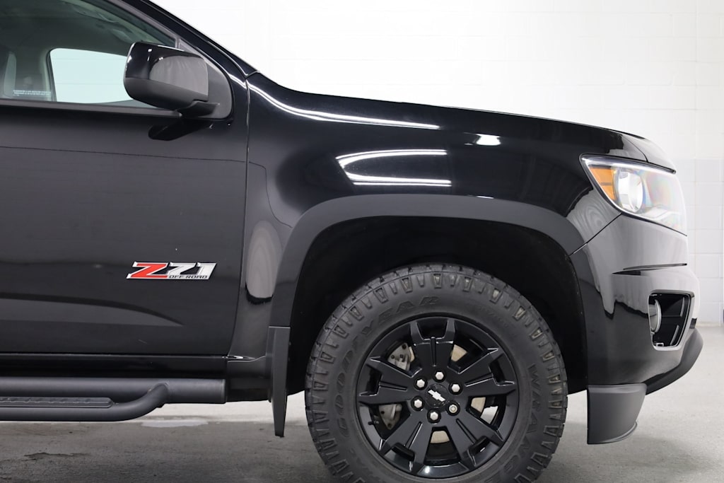 Thumbnail: 2019 Chevrolet Colorado - 8