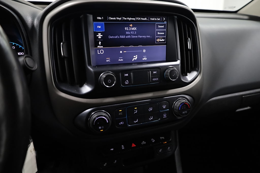 Thumbnail: 2019 Chevrolet Colorado - 16