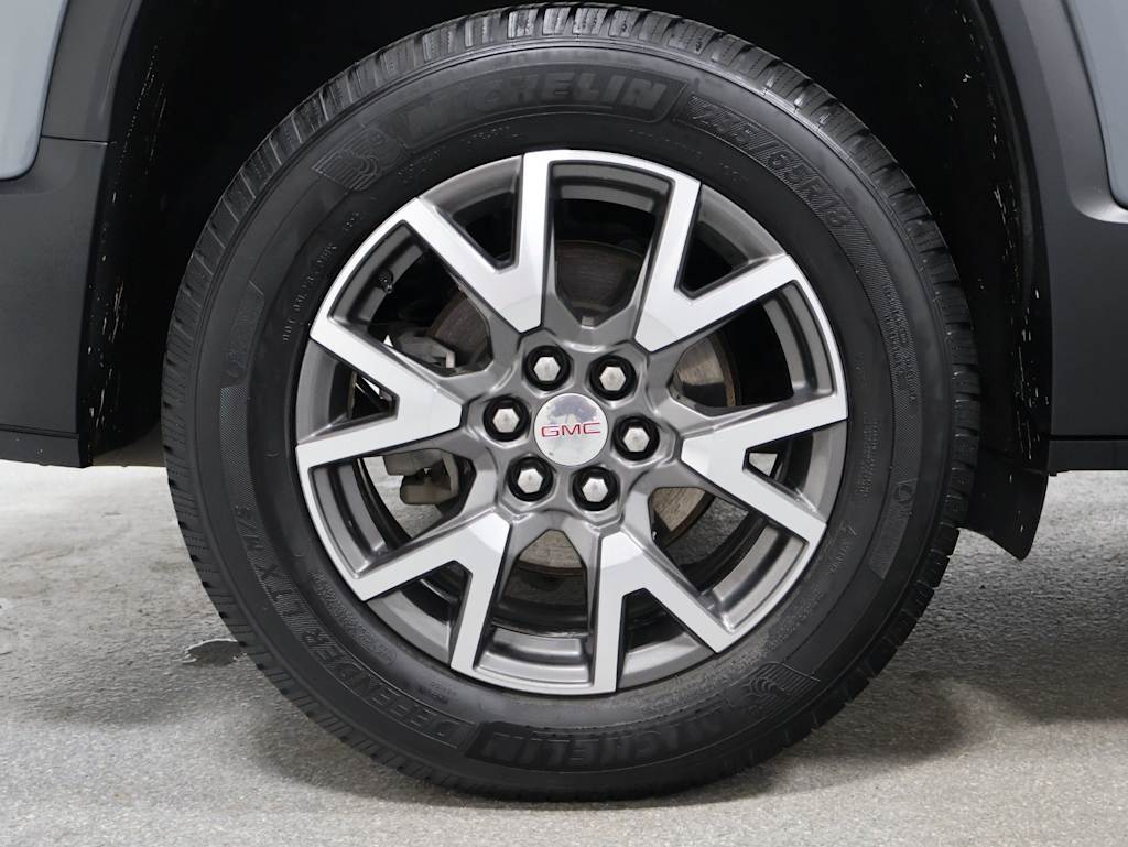 Thumbnail: 2020 GMC Acadia - 36