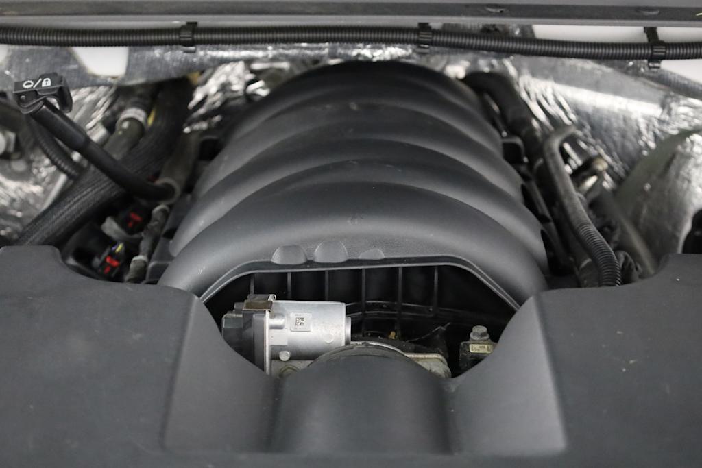2017 GMC Yukon SLT 9