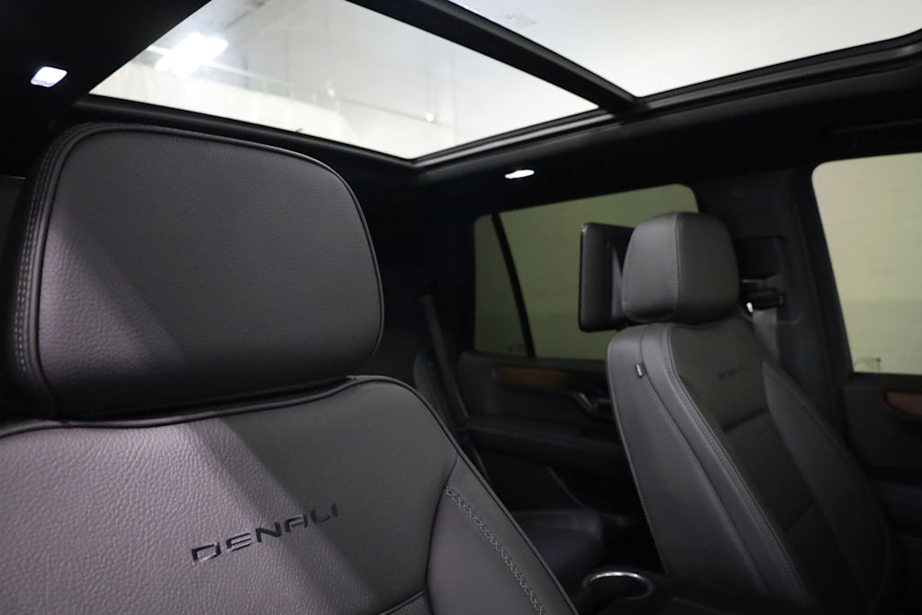 Thumbnail: 2025 GMC Yukon - 30