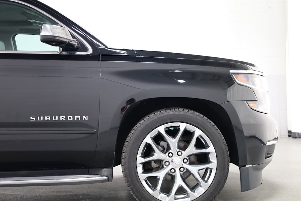 Thumbnail: 2016 Chevrolet Suburban - 8