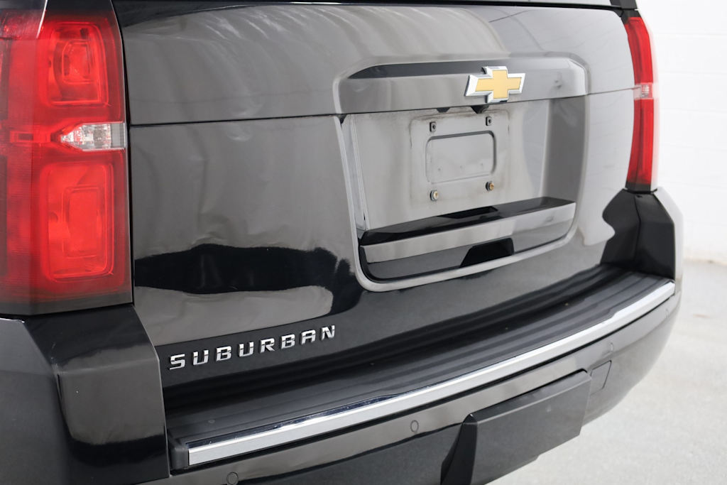Thumbnail: 2016 Chevrolet Suburban - 7