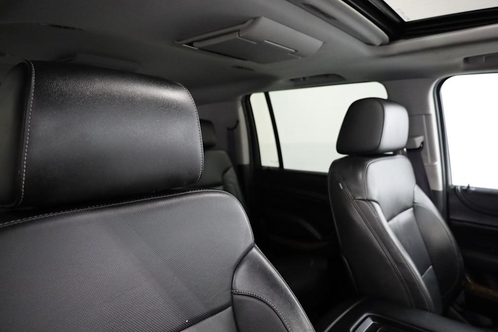 Thumbnail: 2016 Chevrolet Suburban - 27