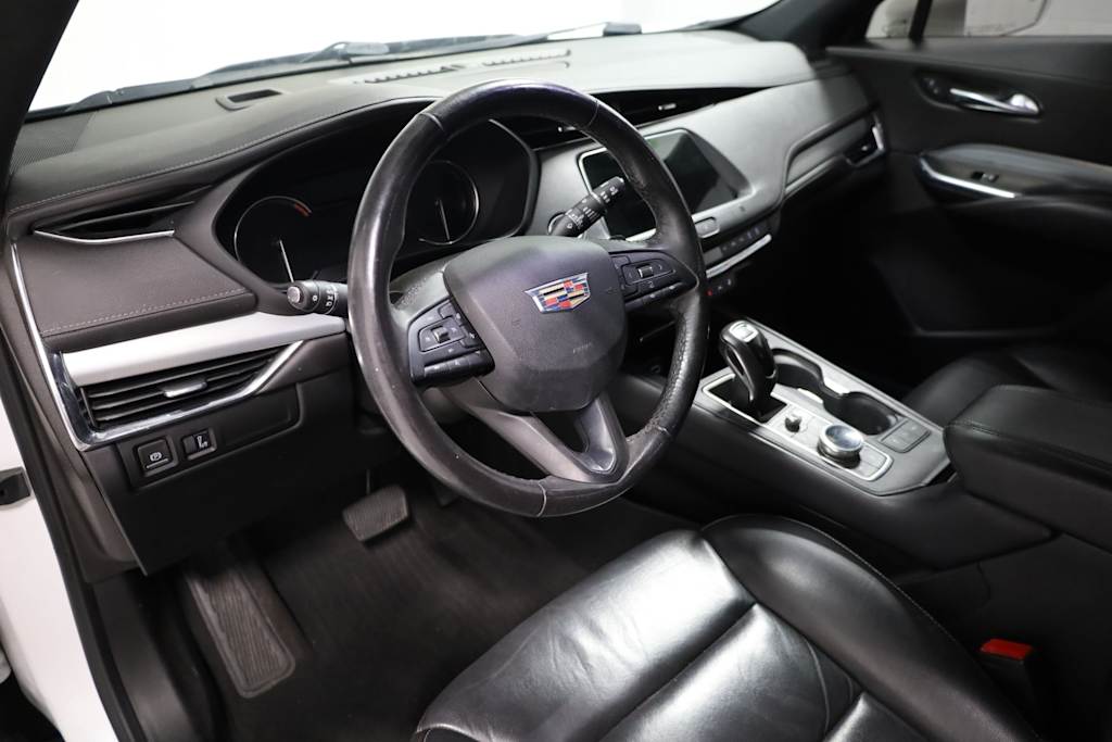 Thumbnail: 2019 Cadillac XT4 - 2