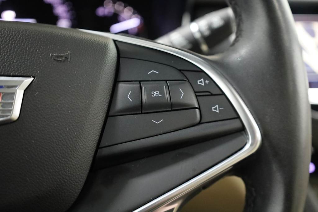 Thumbnail: 2017 Cadillac XT5 - 33