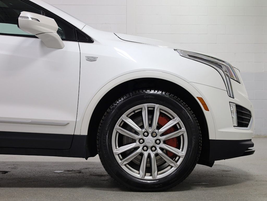 Thumbnail: 2023 Cadillac XT5 - 8