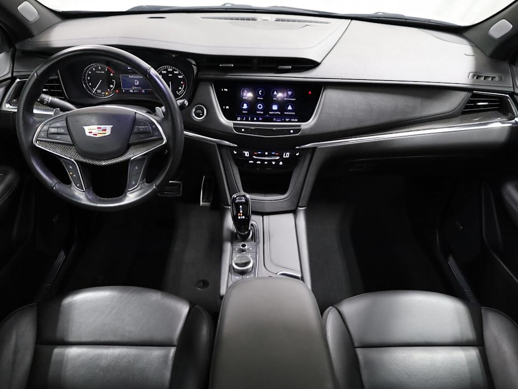 Thumbnail: 2023 Cadillac XT5 - 15