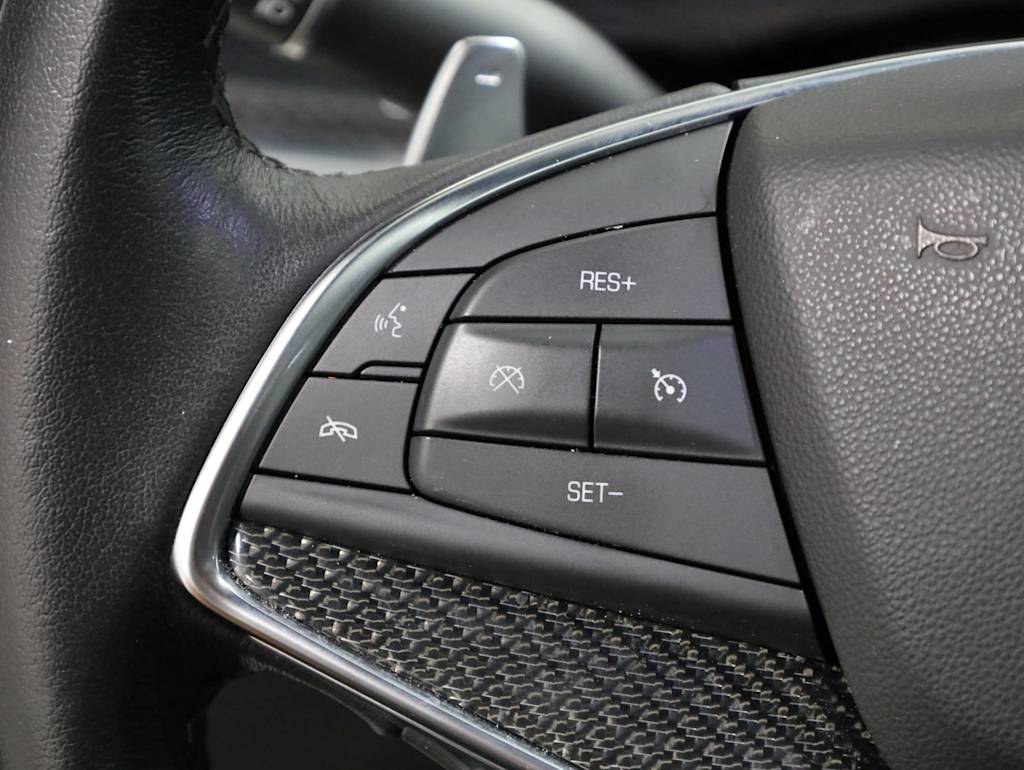 Thumbnail: 2023 Cadillac XT5 - 31