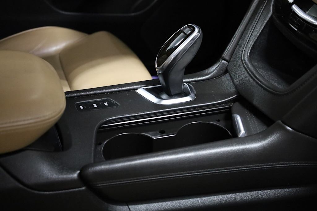 Thumbnail: 2018 Cadillac XT5 - 15