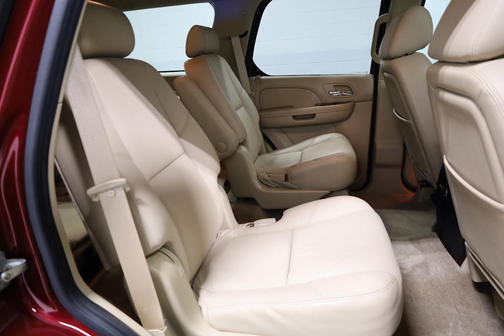 Thumbnail: 2010 Cadillac Escalade - 34
