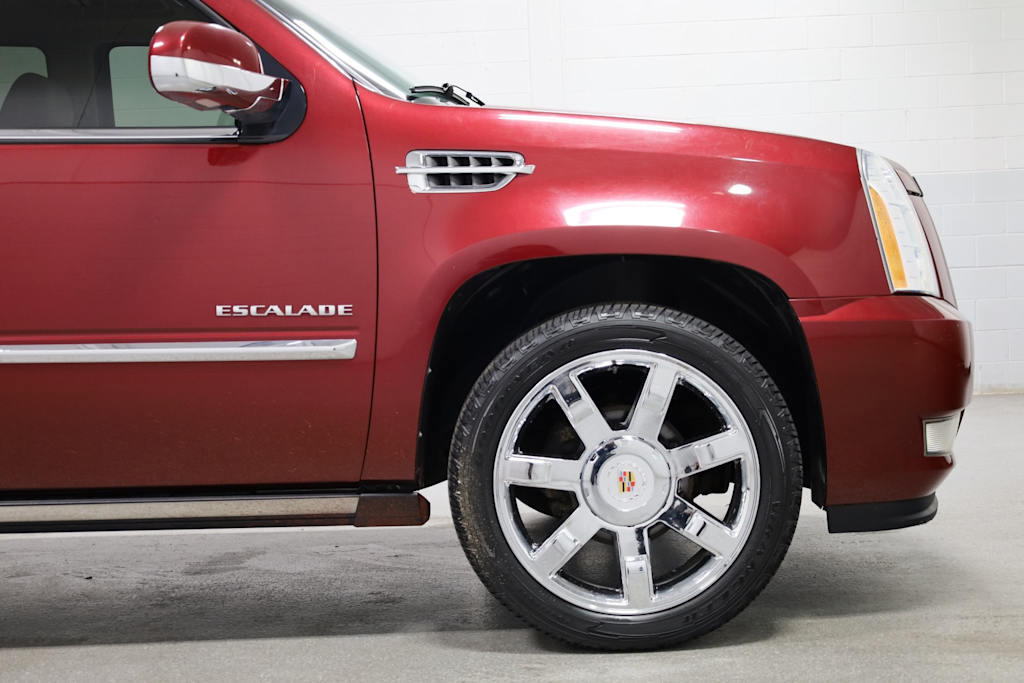 Thumbnail: 2010 Cadillac Escalade - 8