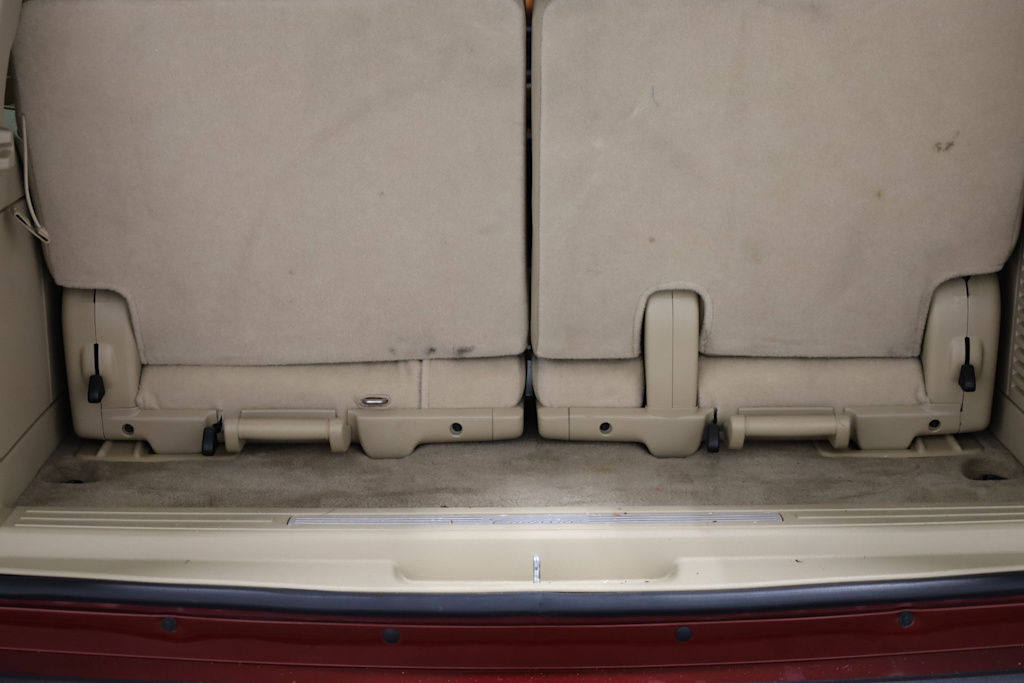 Thumbnail: 2010 Cadillac Escalade - 38