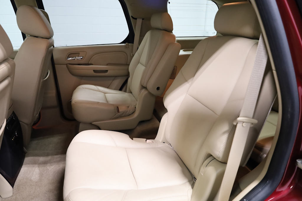 Thumbnail: 2010 Cadillac Escalade - 13